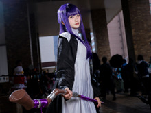 【コスプレ】『フリーレン』拗ねたり笑ったりのんびりしたり―10代美少女レイヤーが表情豊かにフェルンの魅力を披露!【写真10枚】 画像