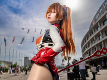 【コスプレ】ピチテカエナメルスーツが映える最高のポージング!「エヴァ」アスカが似合いすぎる博多美女レイヤー【写真9枚】 画像