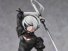 衣装から太ももがチラリ!「ニーアオートマタ」より「2B(ヨルハ二号B型)」が優雅な戦闘ポーズでフィギュア化 画像