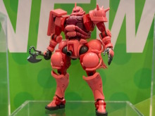 ジークアクスから「シャア専用ザク(GQ)」がHGガンプラ化!お馴染みの「赤い彗星カラー」がカッコイイ 画像