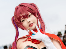 【コスプレ】宝鐘マリン船長が台湾に到着!ストッキングがセクシーな大胆ポージングで魅了してしまう【写真8枚】 画像
