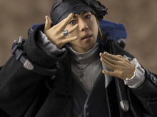 映画「岸辺露伴は動かない 懺悔室」より「岸辺露伴」がアクションフィギュア化！“ヘブンズ・ドアー”ポーズも再現可能、高橋一生さんも「唸っちゃうぐらい僕」 画像