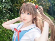 【コスプレ】強気な表情&たまに見せる笑顔が可愛い!「エヴァ」アスカが爽やかな制服姿で登場【写真10枚】 画像