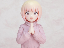 「ドカ食いダイスキ!もちづきさん」まさかのフィギュアに?ニットやタイツの質感もこだわった立体化 画像