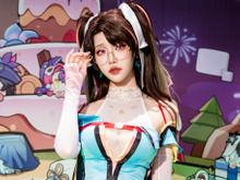【コスプレ】『鳴潮』折枝の眼鏡美女っぷりがハンパない!どの角度からでも見惚れてしまう知的な姿にうっとり【写真6枚】 画像