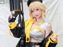【コスプレ】『NIKKE』アニスの銃を構えたスタイリッシュなポージングが絵になる!魅惑的な表情で魅了する美女レイヤー【写真9枚】 画像