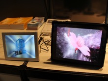 【TGS 2010】CRIブースはiPadの裸眼立体視技術が展示 画像