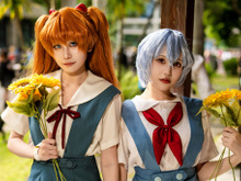 【コスプレ】「新世紀エヴァンゲリオン」アスカとレイの制服姿がノスタルジックでエモい!静かに佇むポージングも必見【写真11枚】 画像