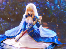 聖剣を抱えた姿が神々しい……!『Fate/stay night』原点の物語「Garden of Avalon」より、セイバーがスケールフィギュア化 画像