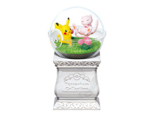 楽しそうなピカチュウ＆ミュウからクールなミュウツーまで！『ポケモン』テラリウムコレクション第15弾に、記念台座付き全6種ラインナップ 画像
