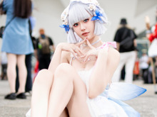 【コスプレ】『原神』神里綾華の大胆なワンピース姿にドキッ!台湾美女の際立つスタイルの良さと透明感に見惚れてしまう【写真8枚】 画像
