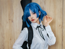 【コスプレ】「池袋コスプレPR」大使による「ぼっち・ざ・ろっく!」山田リョウ!“コスプレ界の超新星”が魅せるストッキングの美脚が必見【写真10枚】 画像