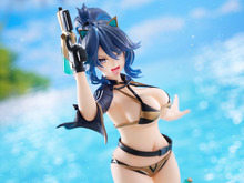「kson」水着フィギュアが大迫力!挑発するような表情とやんちゃなポージングで魅力を表現 画像