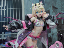 ホロライブ・フワモコやゲーマーズ等身大フィギュアの可愛さが無限大!「ミクxガンダムW」コラボなど「ワンフェス」を電脳アイドルが彩る【WF2025夏】 画像
