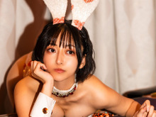 【コスプレ】ボンテージ、網タイツ、ラバーなど多彩なバニーガールが大集合!「バニーの日」美女レイヤー7選【写真49枚】 画像