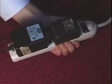 ゲーム機では改善傾向?邪魔なACアダプター問題が話題に―電源タップを占有する四角い奴ら 画像