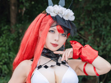 【コスプレ】『FGO』バーヴァン・シーがこだわりの造形と美スタイルを披露!セクシーな振り向きポーズでワンフェス会場を魅了する【写真8枚】 画像