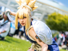 【コスプレ】「Dr.STONE」コハクがクオリティー高すぎるだろ!スタイル抜群の美女レイヤーが野性味あふれるポーズで魅せる【写真8枚】 画像