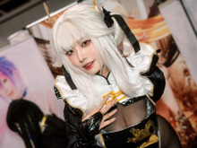 【コスプレ】着物と黒タイツのハイブリッドだと!?『NIKKE』ブランのセクシーな衣装を着こなす美女レイヤーが雅やかすぎた【写真7枚】 画像