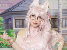 【コスプレ】リゾートでリラックスしたコヤンスカヤが可愛い!丸メガネ×デニムで魅了してくる美女レイヤー【写真8枚】 画像