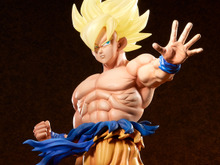 「ドラゴンボールZ」より「超サイヤ人孫悟空」超ビッグサイズソフビが2次受注!黄金に輝く頭髪、鍛え抜かれた肉体を迫力のサイズで再現 画像
