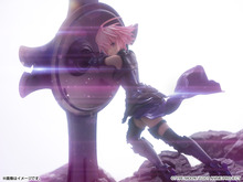 儚くも美しい笑顔に惹かれる…「FGO」劇場版アニメ「終局特異点 冠位時間神殿ソロモン」より主人公をかばうマシュが立体化 画像