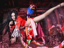 【コスプレ】「ONE PIECE」ハンコックが眩しすぎる!9月2日(九蛇)の誕生日を記念して、美女レイヤーによる人気フォトまとめ【写真13枚】 画像