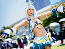 【コスプレ】太陽に照らされたスレンダーな褐色の美ボディが躍動!『原神』ムアラニの笑顔に元気がもりもり湧いてくる【写真8枚】 画像