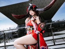 【コスプレ】『崩スタ』花火が妖艶な美脚で舞い踊る!迫力のあるポージングで魅せる太ももの脚線美が素晴らしすぎた【写真6枚】 画像