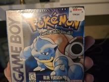 海外版『ポケモン青』を実家クローゼットから発掘したユーザー!しかもただの未開封品ではなかった 画像