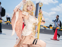 【コスプレ】神々しい表情作りが天才的!『崩スタ』アグライアが実写版のような美しすぎるスタイル&ポージングを披露【写真8枚】 画像