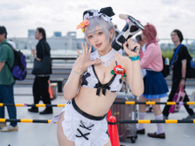 【コスプレ】白銀ノエルの牛柄衣装がインパクト強すぎ!ナイスバディにおっとりした顔立ちで天下無双な可愛らしさ【写真8枚】 画像