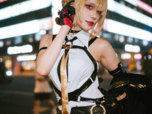 【コスプレ】「ゲームの世界から飛び出した!」台湾夜景×『ゼンゼロ』イヴリンが魅せるクールでスタイリッシュな世界観【写真9枚】 画像