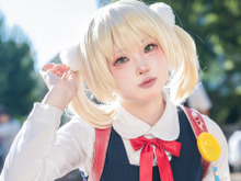 【コスプレ】表情とポージングで幼さを見事に表現!制服姿が可愛い「しぐれうい」のコスプレイヤー【写真9枚】 画像