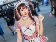 【コスプレ】ツインテール×猫耳の王道メイド姿がとにかく可愛い!白ニーハイから覗く絶対領域にも注目【写真8枚】 画像