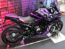 ジュリのドSボイスを聞きたい『スト6』プレイヤーは特にオススメ!スズキのコラボバイク「GSX-8R Tuned by JURI」に乗ってみた 画像