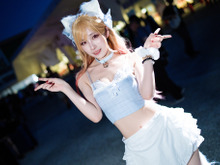 【コスプレ】ケモ耳キャミソールが似合うスレンダーボディが躍動!香港美女による「着せ恋」喜多川海夢のギャル感がホンモノすぎる【写真8枚】 画像