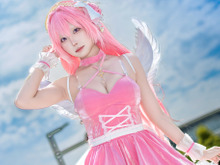 【コスプレ】ミニスカドレスが可愛い『NIKKE』ドロシーの新人美少女レイヤーに密着！TGS2025でリアル10連ガチャにチャレンジ【写真16枚】 画像