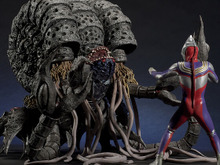 横幅なんと約62cm!「ウルトラマンティガ」より最大の強敵「ガタノゾーア」が巨大フィギュア化 画像