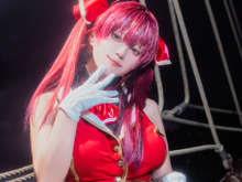 【コスプレ】今日は「ミニスカートの日」!マリン船長やセーラー戦士など、美脚際立つミニスカを着こなす美女レイヤー7選【写真37枚】 画像
