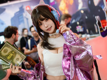 【コスプレ】猫耳ヘッドセットとミニスカ×ニーハイが抜群に可愛い！人気の台湾美女レイヤーがTGSで美スタイルを披露【写真10枚】 画像