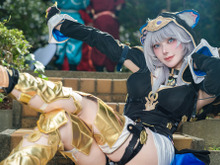 【コスプレ】挑発的な猫っぽいポージングにドキッ！『崩スタ』サフェルの振り向きポーズは“全人類ねこ化”したくなる可愛らしさ【写真11枚】 画像