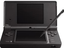 あるハードオフが買い取った「特別なニンテンドーDSi LL」に反響―実は東日本大震災で活躍した“歴史的”な品だった 画像