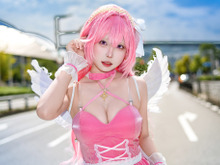 【コスプレ】ピンクのミニスカドレスが似合う新人レイヤーが可愛いすぎ！『NIKKE』ドロシーの美脚×絶対領域がまぶしい【写真7枚】 画像