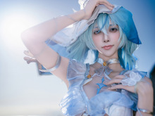 【コスプレ】透明感あふれる色白スレンダー美女と海へ…！『鳴潮』ショアキーパーの妖艶な美しさと神秘性を追い求めて【写真8枚】 画像