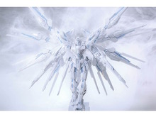 純白の「MGEX ストフリ」が息を呑む美しさ！全身を白に染め上げた「TWILIGHT COATING」としてガンプラに舞い降りる 画像