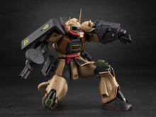 コンセプトは“記憶の原点”…「ザク・デザートタイプ」がROBOT魂新シリーズ「MS MUSEUM」で予約受付中！博物館をイメージした新規ベースにも注目 画像