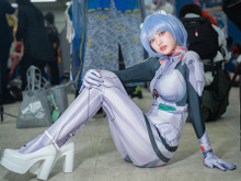 【コスプレ】プラグスーツ姿の「綾波レイ」が美しすぎる！スレンダーなフィギュア体型の再現度が素晴らしく、キャラの雰囲気も抜群【写真9枚】 画像