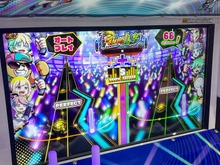 ライブのように“ペンラ”を振れ振れ！『PENLALIVE』は新感覚なペンライトリズムゲーム【アミューズメント エキスポ】 画像