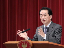 日本の首相、囲碁ゲームのネット対戦にハマる 画像
